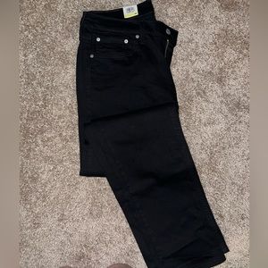 New Levi Men’s Black Pants
